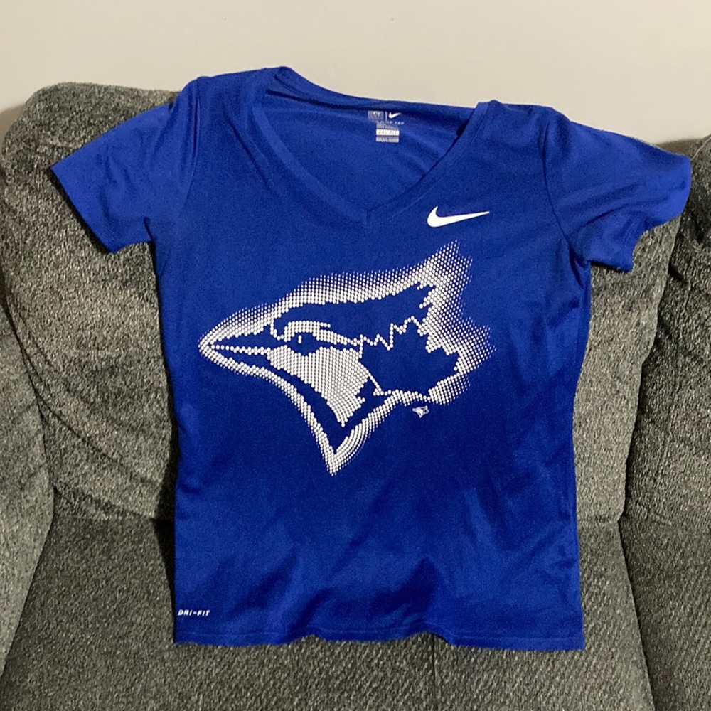 Women’s Nike blue jays dri fit t shirt - sz medium - like new. asking $25